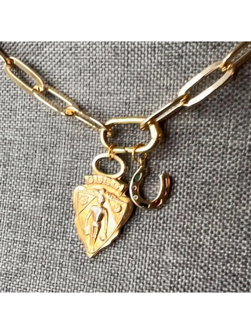 🆕 Vintage Gucci Charm 24k gold horse shoe Necklace Paperclip 925 Silver NWT - Picture 2 of 14